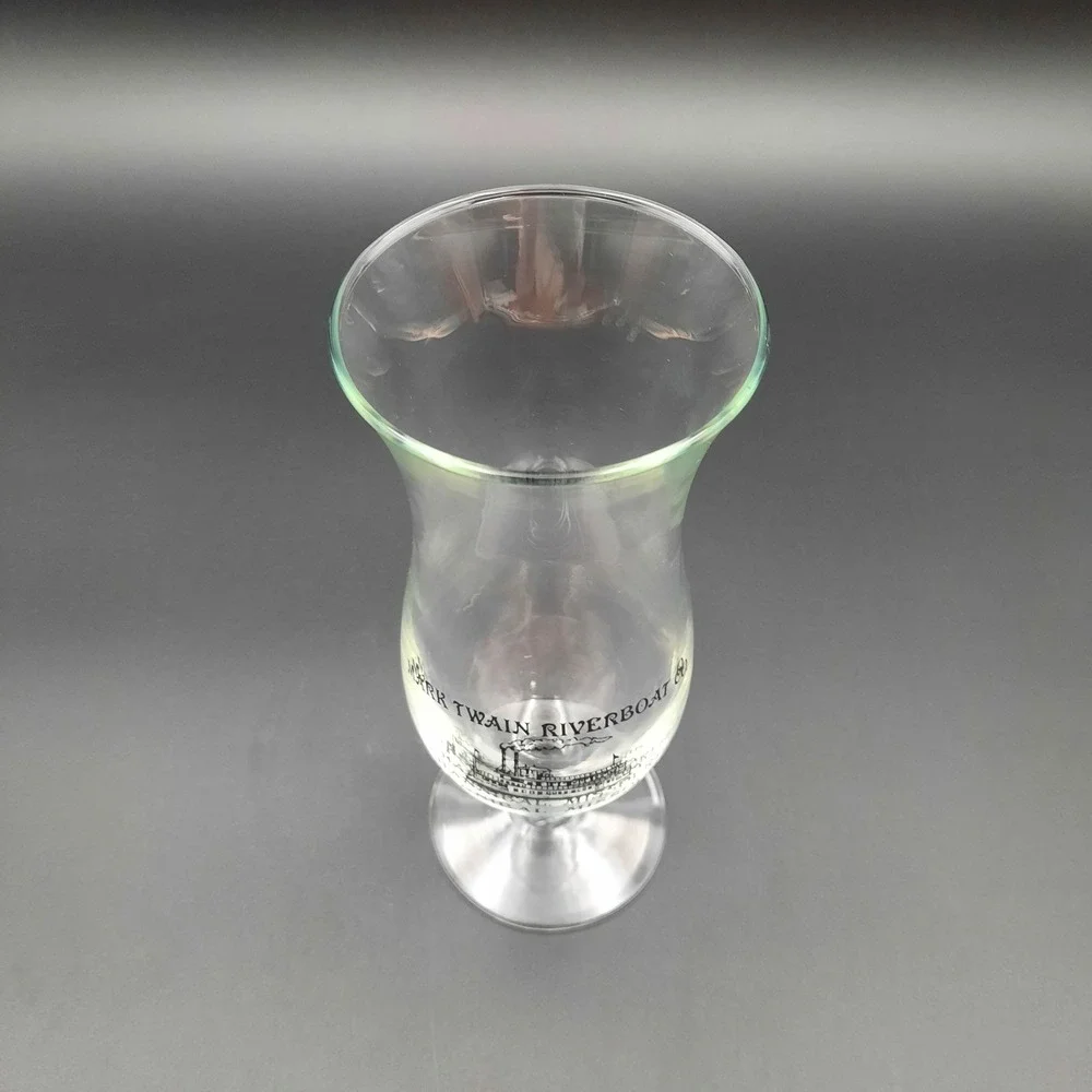 Vintage Mark‎ Twain Riverboat Co. Hurricane Glass – Hannibal Missouri Souvenir